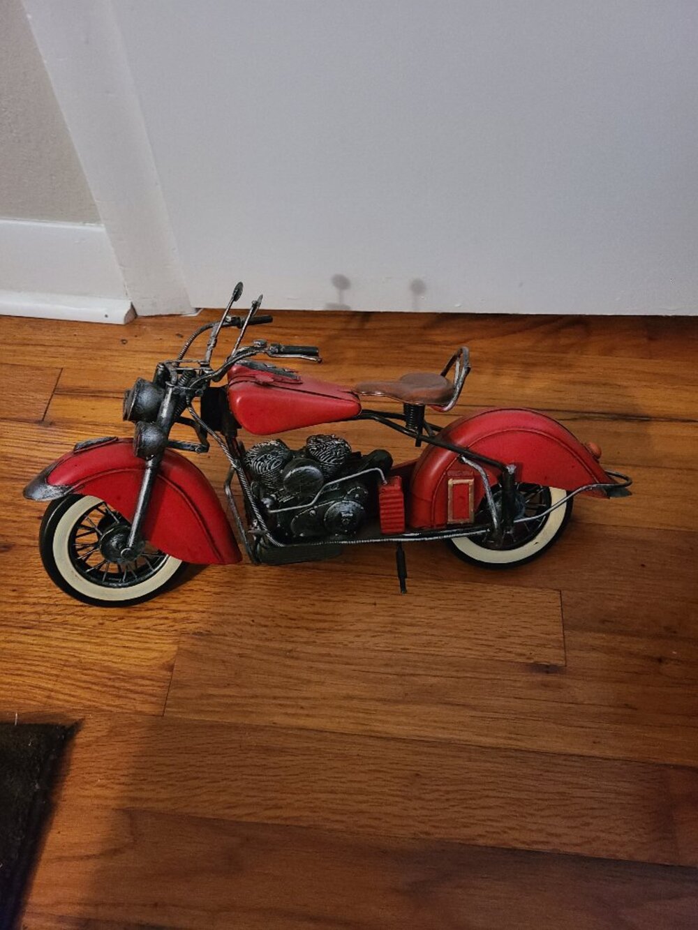 1956 INDIAN MOTORCYCLE Metal Motorcycle Free Standing on Kickstand 16.5" Long